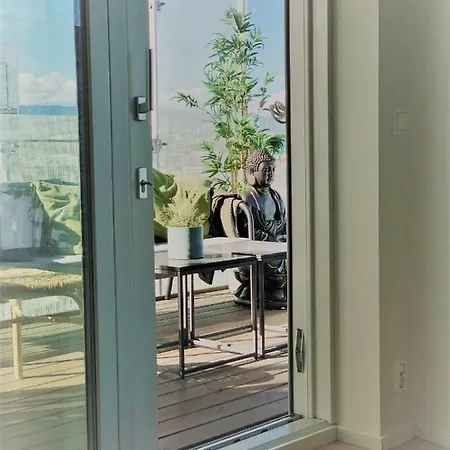 Lägenhet Luxury - Stunning View - City Centre - 2 Private Balcony- Easy 24 7 Check