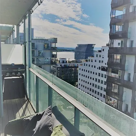 Daire Luxury - Stunning View - City Centre - 2 Private Balcony- Easy 24 7 Check Oslo
