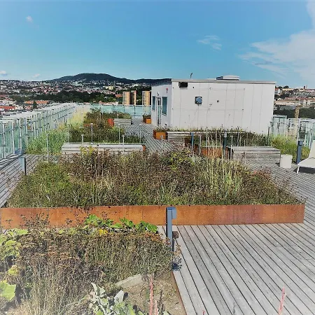 Daire Luxury - Stunning View - City Centre - 2 Private Balcony- Easy 24 7 Check